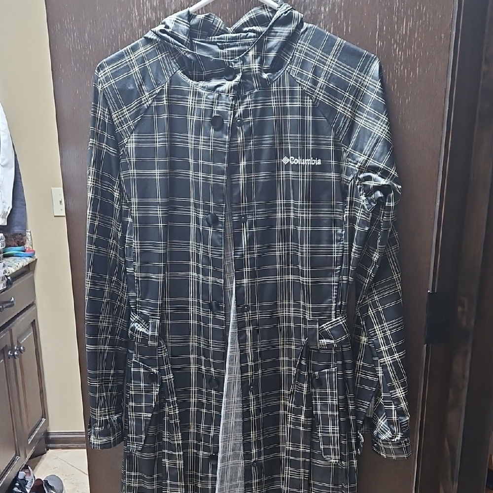 Columbia Black Plaid Hooded Jacket